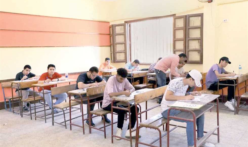 وزارة التربية والتعليم تحدد شروط وإجراءات التقديم لامتحانات الثانوية العامة 2024